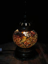 [[Cracked glass table lamp///Lampe de table en verre fissuré]]