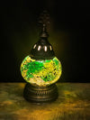 [[Cracked glass table lamp///Lampe de table en verre fissuré]]