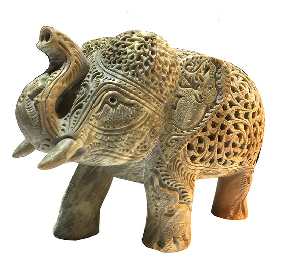 [[Hand carved stone elephant///Eléphant de pierre sculpté à la main]]