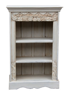  [[Small whitewashed bookshelf///Petite étagère blanchie à la chaux]]