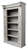 [[Large whitewashed bookshelf with an old Indian door frame///Grande bibliothèque blanchie à la chaux avec un vieux cadre de porte indien]]