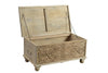 [[Natural beige vintage chest with a carved facade///Coffre vintage beige naturel avec une façade sculptée]]