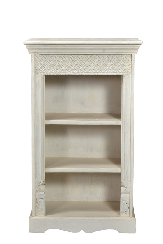 [[Whitewashed small bookshelf///Petite bibliothèque blanchie à la chaux]]