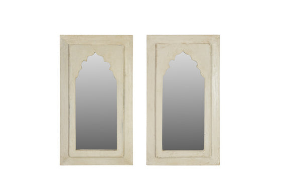 [[Whitewashed mirror frame///Cadre de miroir blanchi à la chaux]]