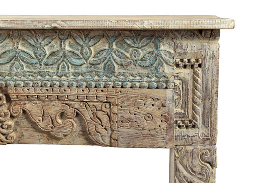 [[Side table with old teak wood carvings///Table d'appoint en ancien bois de teck avec des sculptures]]