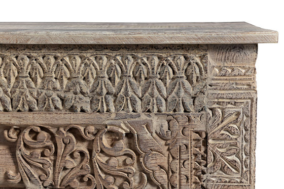 [[Side table with old teak wood carvings///Table d'appoint en ancien bois de teck avec des sculptures]]