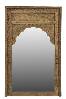  [[Wooden mirror frame///Cadre de miroir en bois]]
