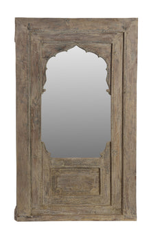  [[Pastel beige old window with a mirror///Ancienne fenêtre beige pastel avec un miroir]]