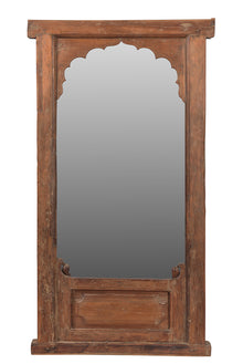 [[Old teak wood window with a mirror///Ancienne fenêtre en bois de teck avec un miroir]]