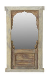 [[Pastel beige old window with a mirror///Ancienne fenêtre beige pastel avec un miroir]]