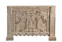  [[Vintage counter table with old carvings///Table de comptoir vintage avec de vieilles sculptures]]