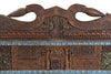 [[Vintage sofa bench with old carvings/// Banc-Sofa vintage avec de vieilles sculptures]]