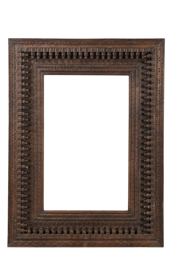 [[Reclaimed wood mirror frame with detailed carvings//Cadre de miroir en bois récupéré avec des sculptures détaillées]]
