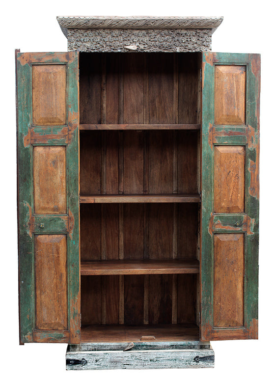 [[Tall hand carved teak wood cabinet with old Indian doors///Grande armoire en bois de teck sculpté à la main avec de vieilles portes indiennes]]