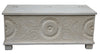 [[Whitewashed wooden chest with ornamental carving///Coffre en bois blanchi à la chaux avec sculpture décorative]]