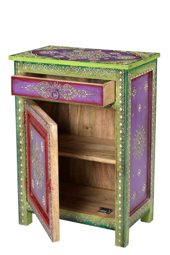 Hand painted bedside table//Table de chevet peinte à la main