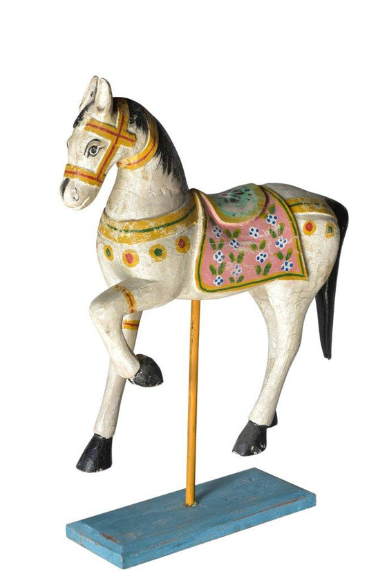 [[Hand painted horse on wooden stand///Cheval peint à la main sur support en bois]]