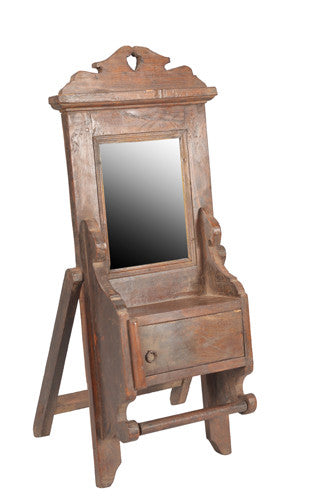 Small Wooden Vintage Mirror on Stand//Petit Mirror Ancien en Bois sur Pied