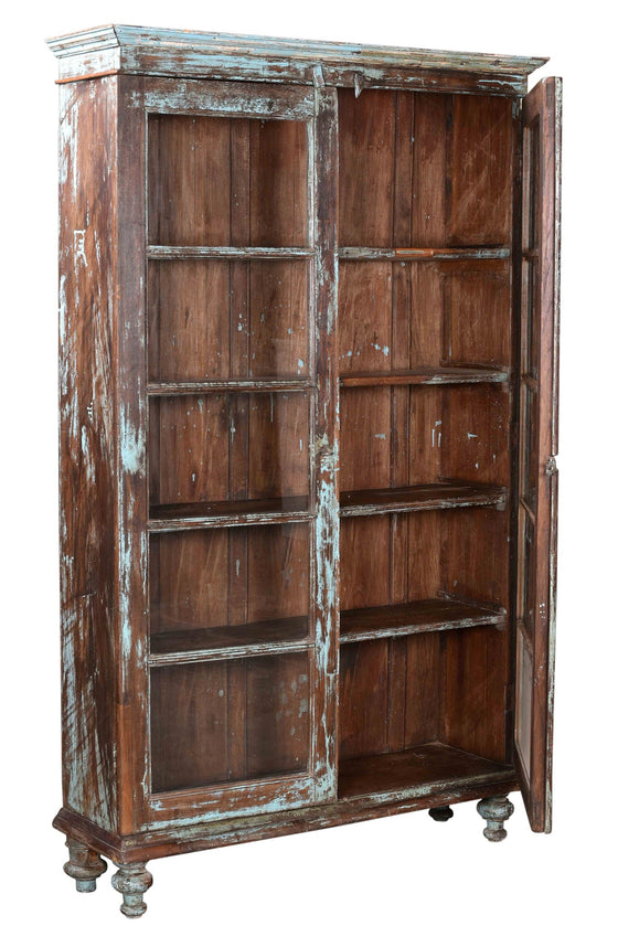 [[Old teak glass cabinet with touches of blue///Vieille vitrine en teck avec des touches de bleu]]
