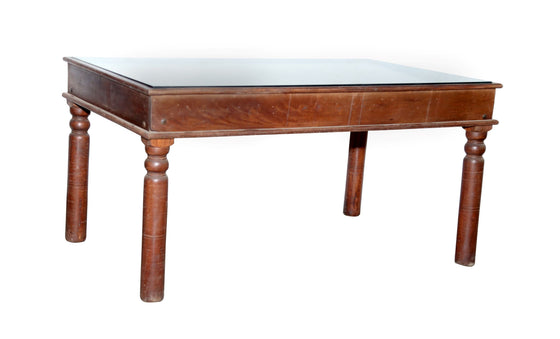 [[Dining table with an old Indian door///Table de salle à manger avec une ancienne porte indienne]]