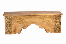  [[Teak wood bench with old carvings///Banc en bois de teck avec des sculptures anciennes]]