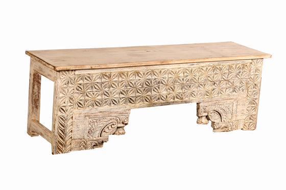 [[Teak wood bench with old carvings///Banc en bois de teck avec des sculptures anciennes]]