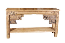  [[Old teak wood console table///Table console en ancien bois de teck]]