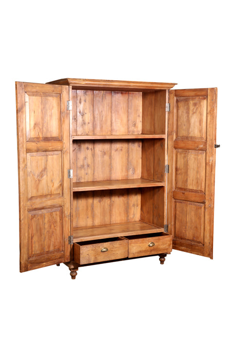 [[Old teak wood cabinet///Cabinet en ancien bois de teck]]