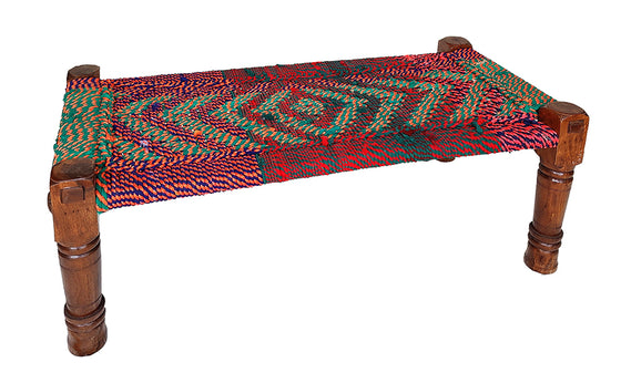 [[Charpai multicolor bench///Banc multicolore Charpai]]