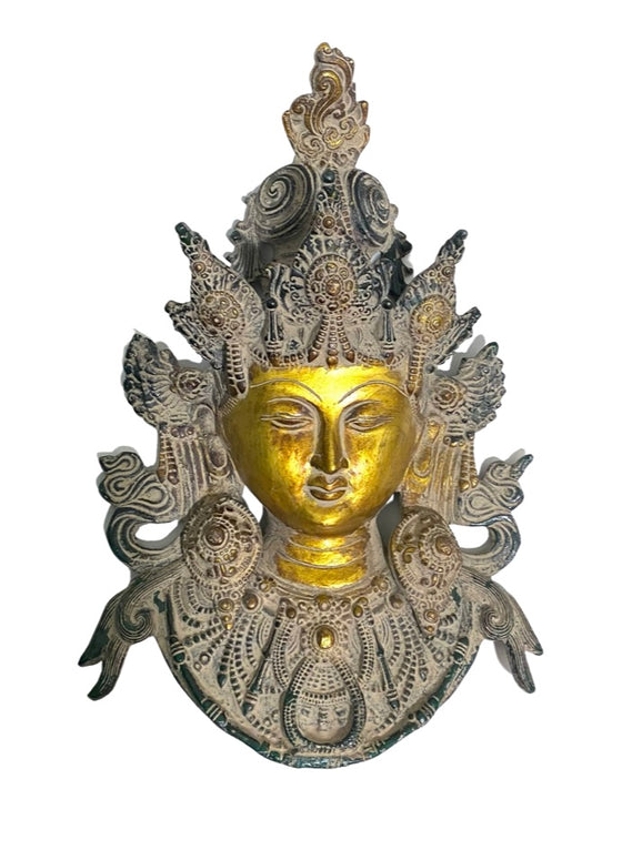 [[Antique gold Nepali brass Tara mask///Masque népalais de Tara en laiton doré antique]]