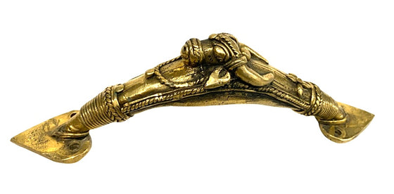 [[Bull brass door handle///Poignée de porte en laiton en forme de taureau]]