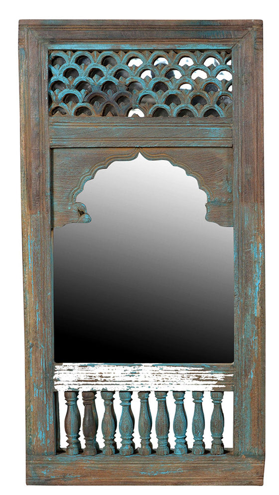 Jodhpur blue: Old window frame//Jodhpur Blue: Ancien Cadre de Fenêtre