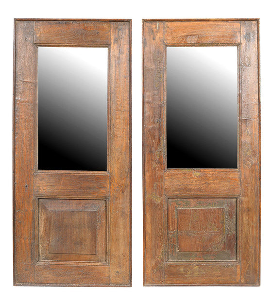 Wonders of the past: Teak window frames with mirrors//Merveilles du passé: Fenêtres en Bois de Teck avec Miroir