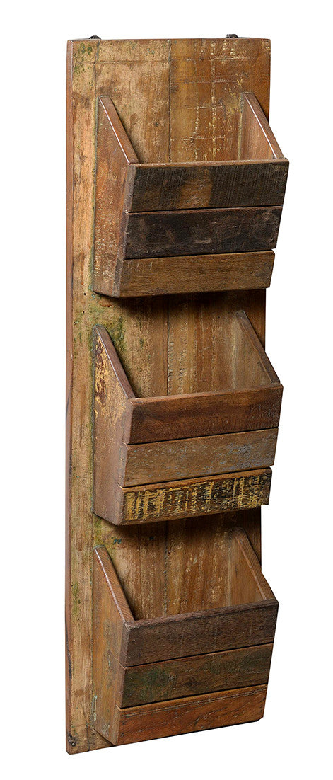 Reclaimed wood wall rack//Support mural en bois récupéré