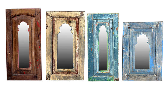 Wooden Frame With Mirror//Cadre de bois avec miroir