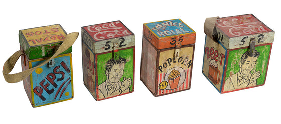 Wooden Painted Box (small)//Petites boîtes de bois peint