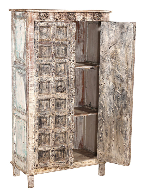 [[Vintage charcoal cabinet with old decorative doors///Vieille armoire à charbon avec de vieilles portes décoratives]]
