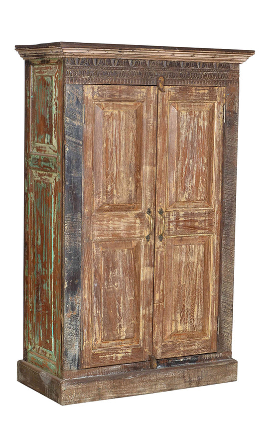 Wooden Cabinet//Armoire en bois
