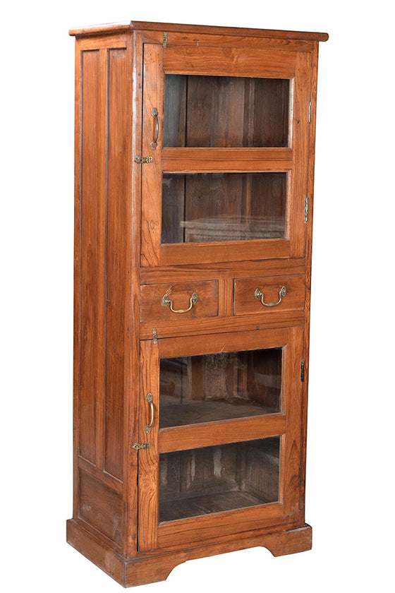 Glass Cabinet//Armoire vitrée