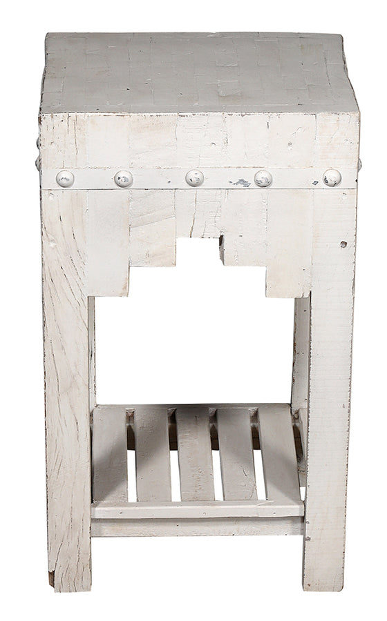 [[Whitewashed reclaimed wood stool///Tabouret en bois recyclé blanchi à la chaux]]