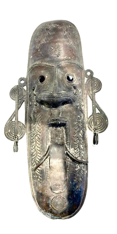 [[Bastar tribal art brass mask///Masque en laiton de l'art tribal Bastar]]