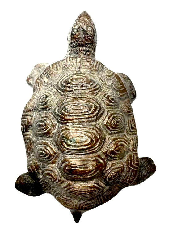 [[Vintage brass turtle///Tortue vintage en laiton]]