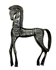  [[Tribal art brass horse sculpture///Sculpture de cheval en laiton de l'art tribal]]