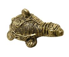  [[Bastar tribal art brass turtle///Tortue en laiton de l'art tribal Bastar]]