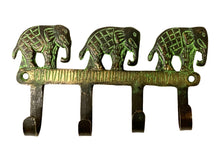  [[Brass wall hook with 3 elephants///Crochet mural en laiton avec 3 éléphants]]