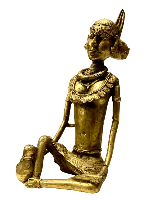 [[Bastar tribal art brass woman///Femme en laiton de l'art tribal Bastar]]