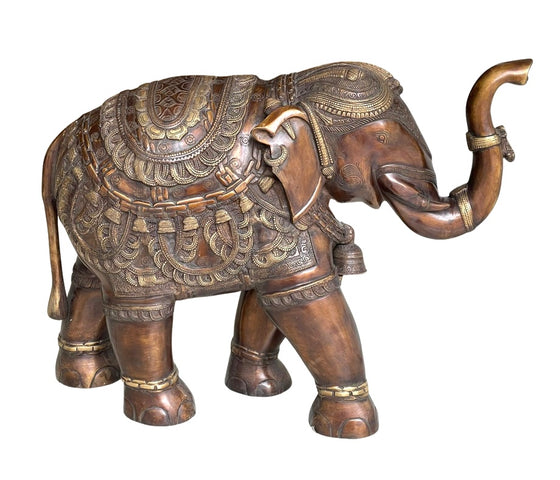 [[Decorative brass elephant///Eléphant décoratif en laiton]]