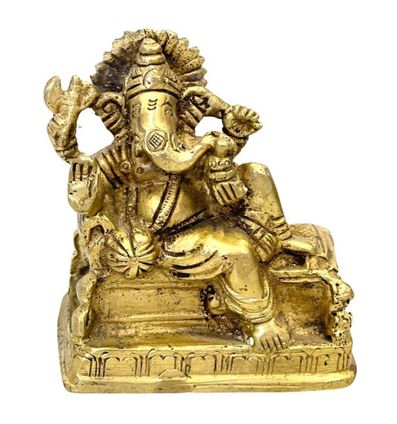 [[Gold brass Ganesh///Ganesh en laiton doré]]