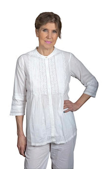  [[3/4 sleeve hand embroidered shirt with fringes///Haut 3/4 à manches brodé à la main avec franges]]