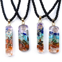  [[7 chakra healing stone pendant///Pendentif en pierre de guérison à 7 chakras]]